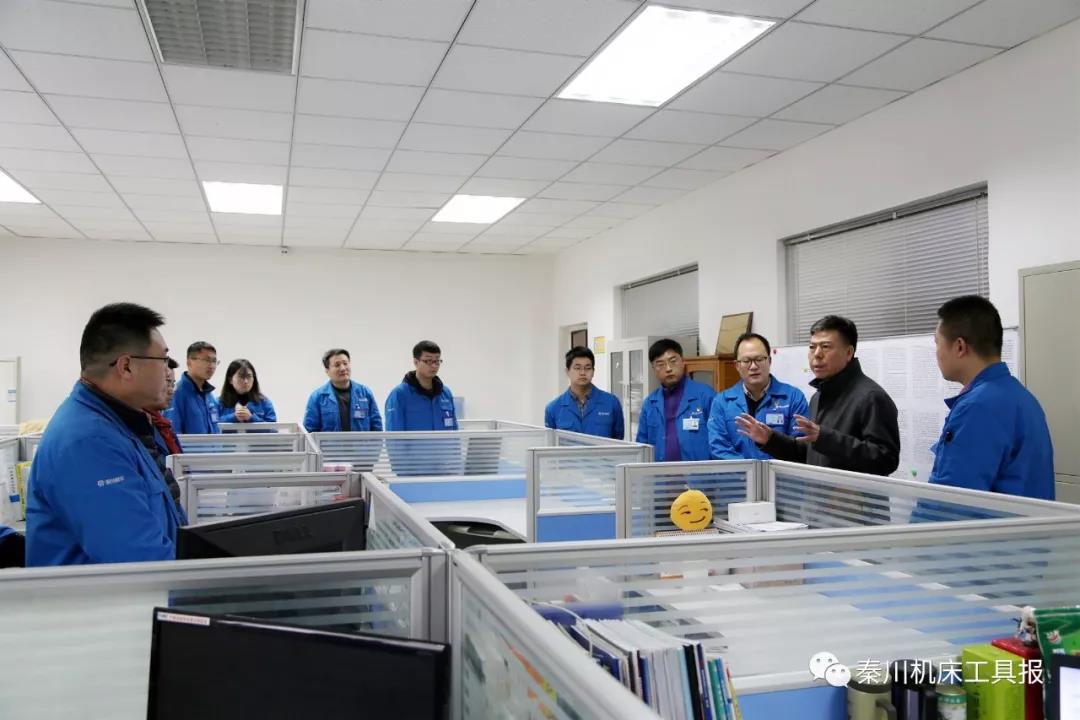 嚴鑒鉑董事長現場辦公：讓員工有事干 能干事 干成事