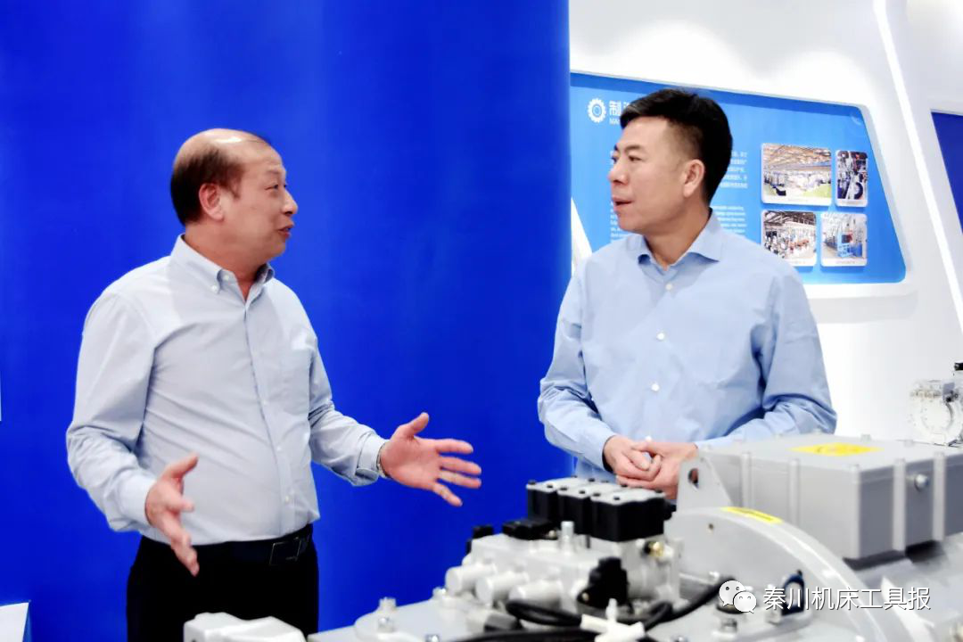 嚴鑒鉑董事長會見廣州數控董事長何敏佳