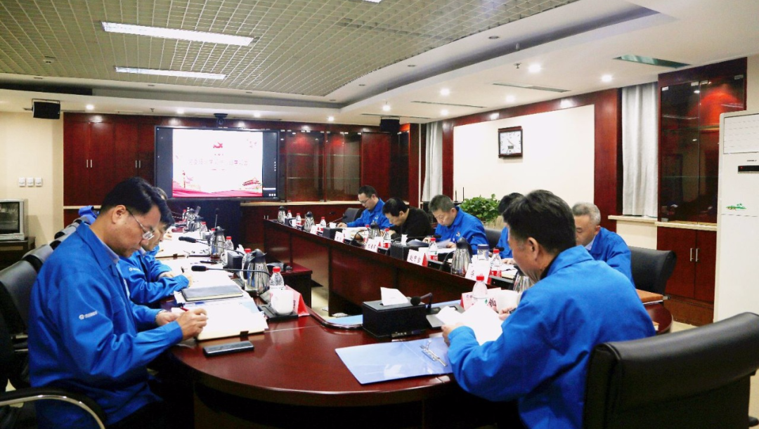 【黨建動態(tài)】秦川集團理論學(xué)習中心組專題學(xué)習貫徹十九屆五中全會精神