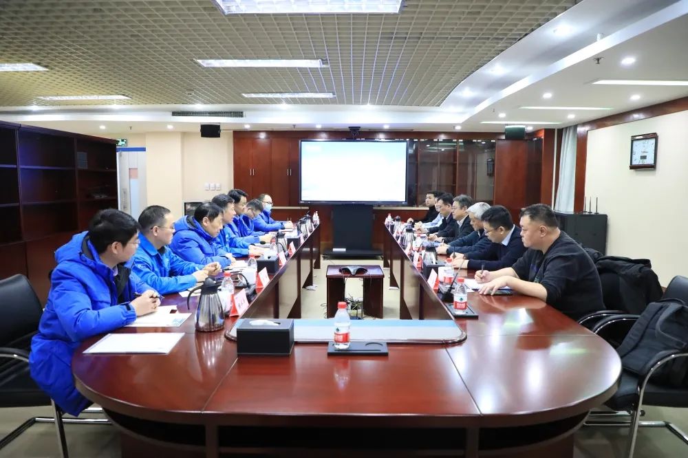 中國工程院制造業(yè)研究室主任屈賢明一行蒞臨秦川集團調研指導工作